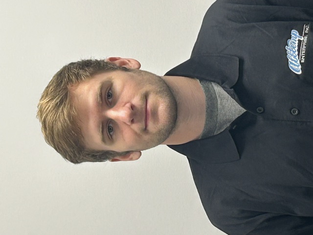 Dawson Hoster, Service Tech